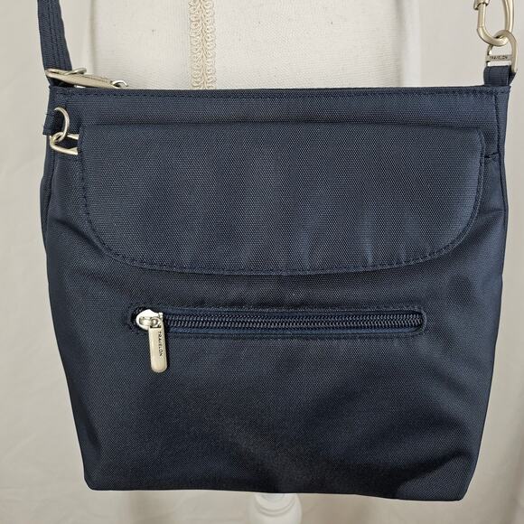 TRAVELON ANTI-THEFT CLASSIC MINI CROSSBODY – MIDNIGHT – RFID – LOCKING STRAPS - Picture 2 of 13